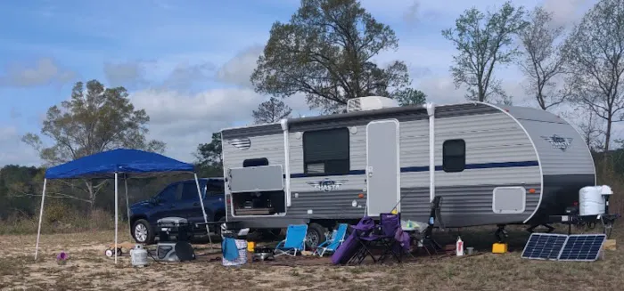 County Rd Camp and Glamp Picture 6