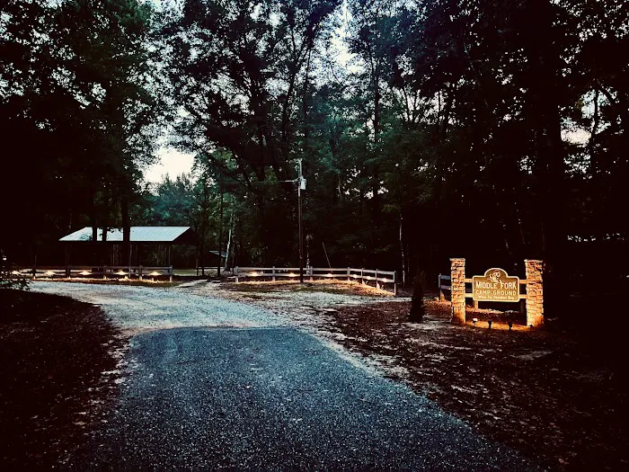 Middle Fork Campground Picture 10