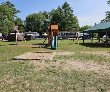 Big Cedar Campground Kayak & Canoe Livery