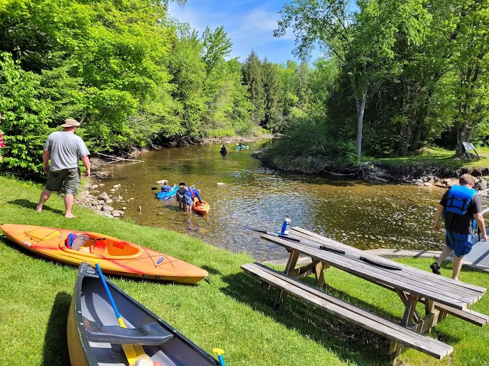 Big Cedar Campground Kayak & Canoe Livery Picture 9