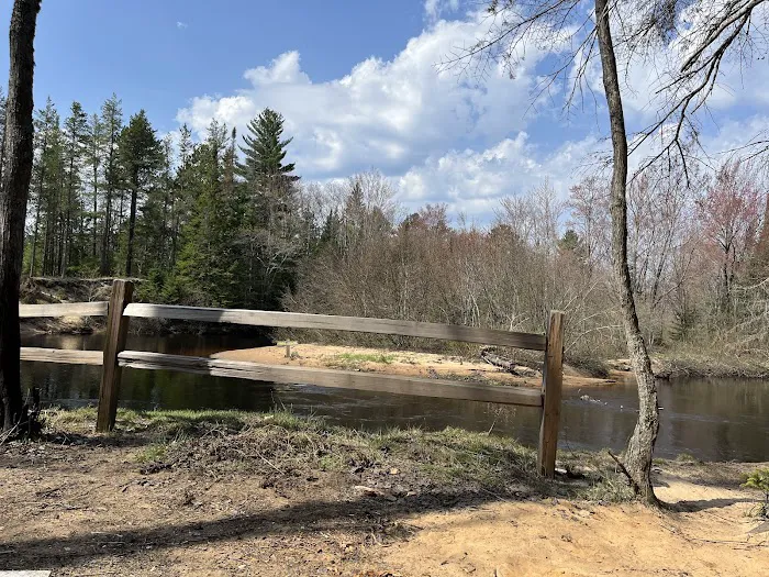 Great Lakes Yurt Camp Picture 10