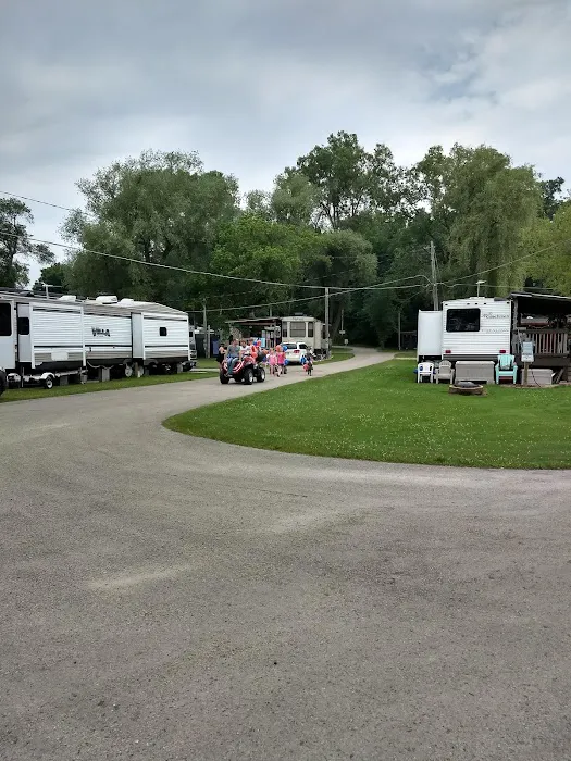 Hoeft's Resort & Campground Picture 7
