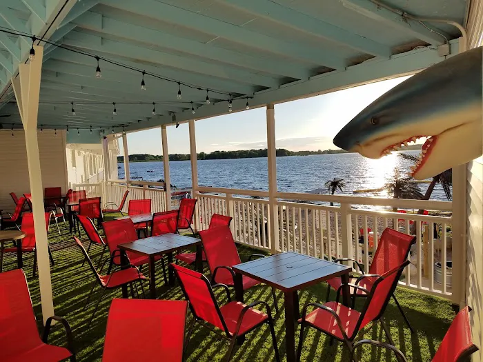 Tiki Beach Resort Rentals on Kettle Moraine Lake Picture 7