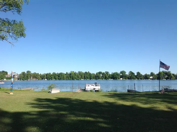 Larson's Resort Picture 7