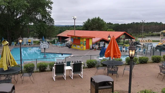 Yogi Bear's Jellystone Park of Wisconsin Dells Picture 3