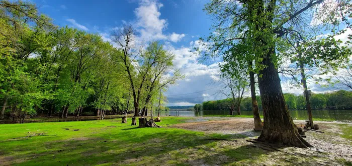 Schleicher's Landing Picture 3