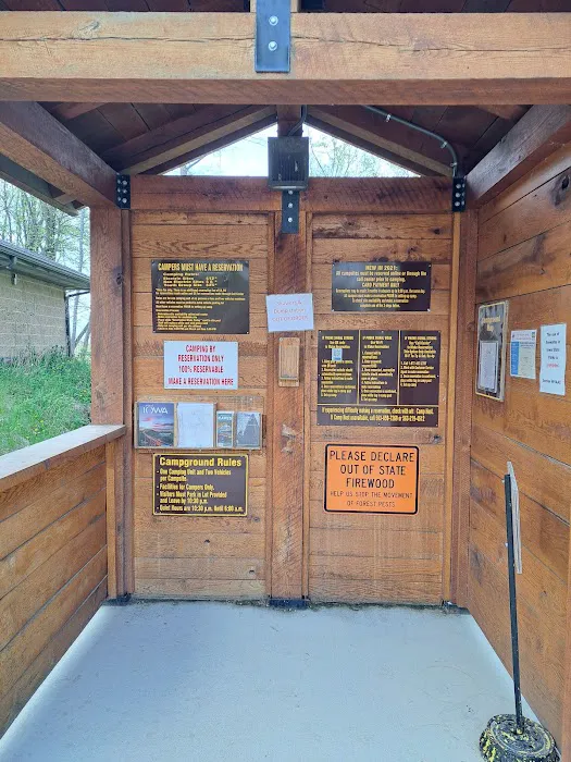 Maquoketa Caves State Park Campground Picture 9