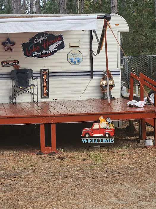 Lakeview Campground & Bar Picture 1
