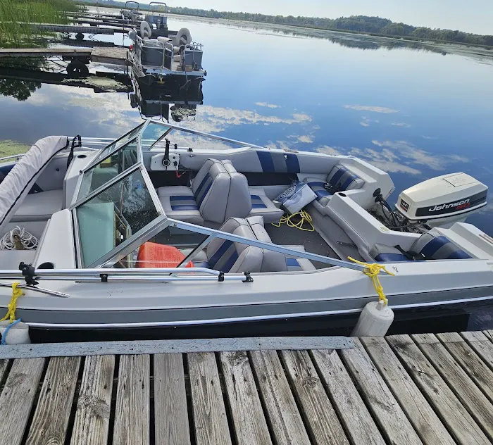 Lakeview Campground & Bar Picture 2