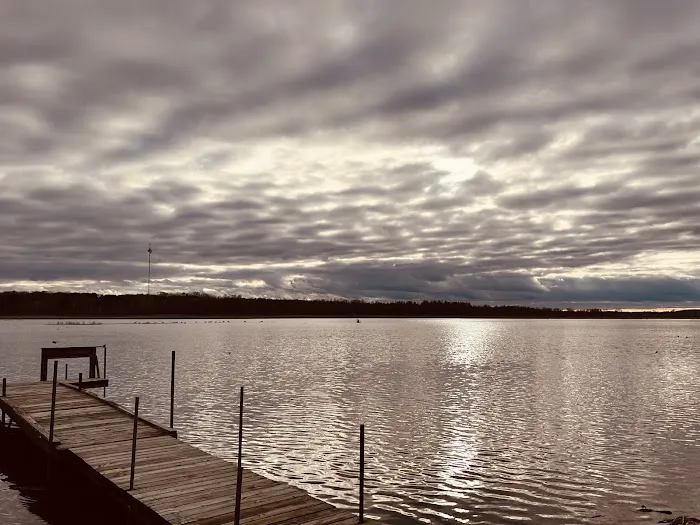 Lakeview Campground & Bar Picture 9