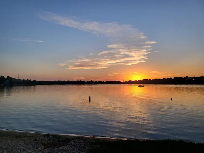 Shady Oaks Trailer Park & Campground Picture 5