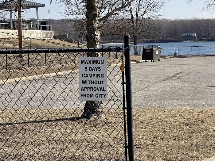 Hubinger Landing Campground Picture 9
