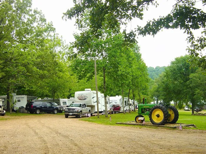 Whippoorwill Lake Family Campground Picture 2