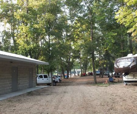 Castor River DD Hwy Campground