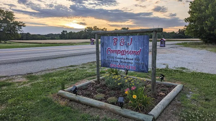 B & J Campground and RV Park Picture 10