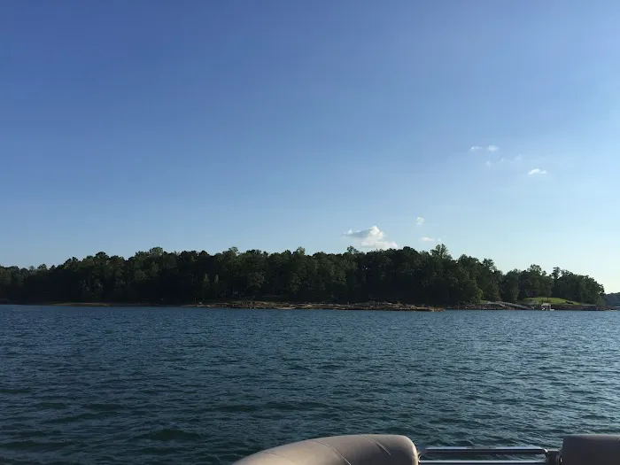 Lakeshore Cabins & RV Picture 2