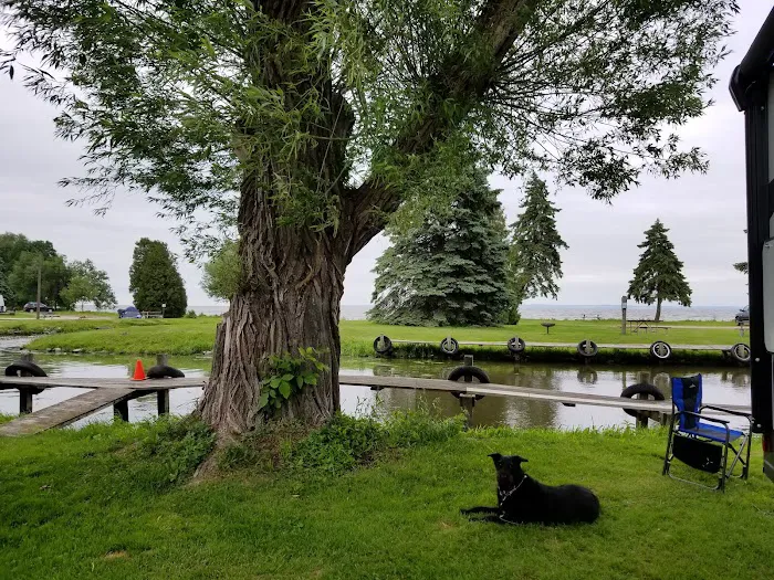 Kalbus Country Harbor Inc. Picture 3