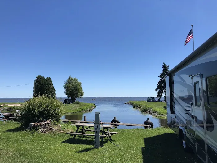 Kalbus Country Harbor Inc. Picture 9