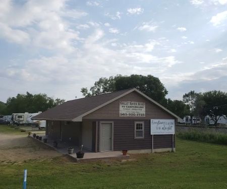 Great River Road RV Campground