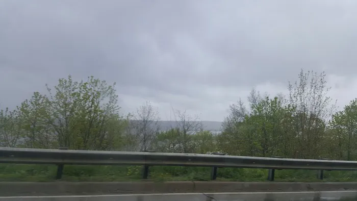 Great River Road RV Campground Picture 7
