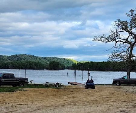 River of Lakes Campground & Resort