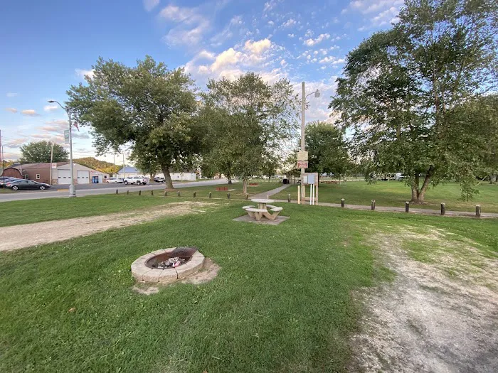 Viola Banker Park & Campground Picture 1