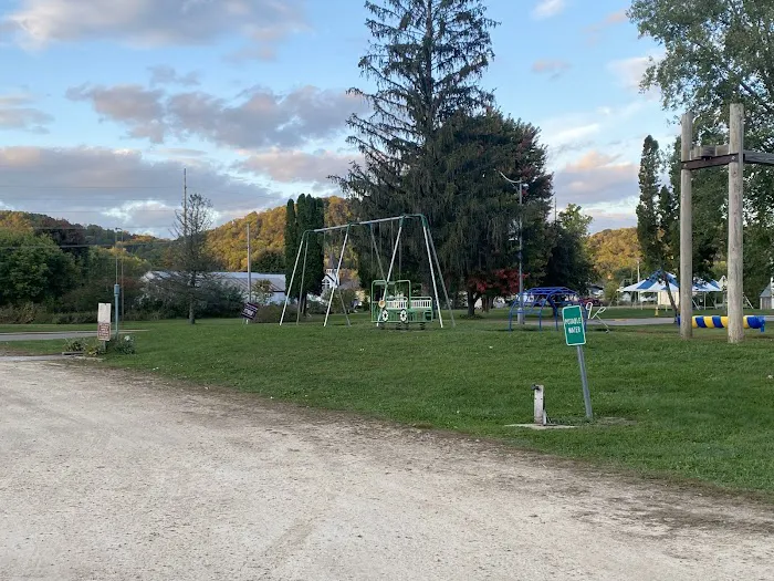 Viola Banker Park & Campground Picture 4