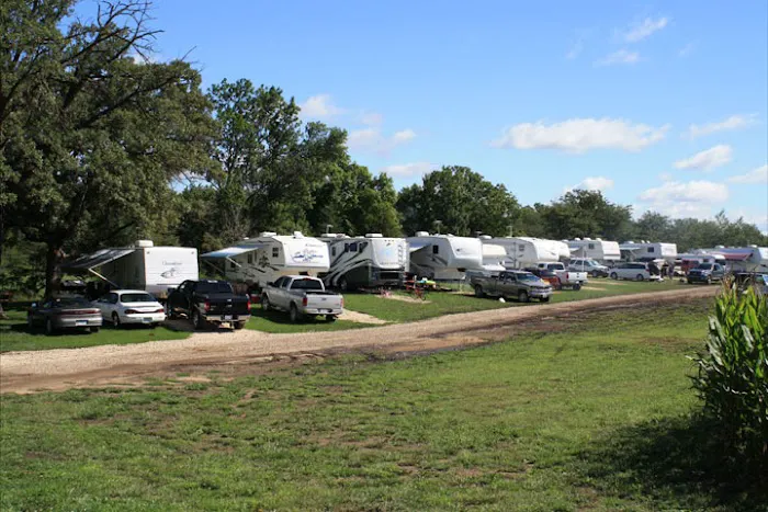 Outback Campground & Canoe Rental Picture 1
