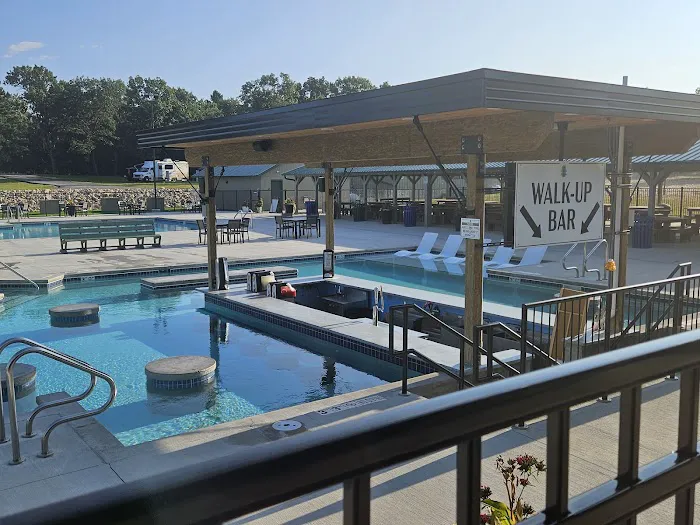 Emrick Lake Campground & Resort Picture 8