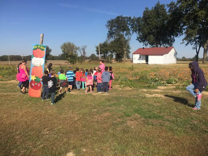 Todd Family Fun Farm & Corn Maze Picture 3