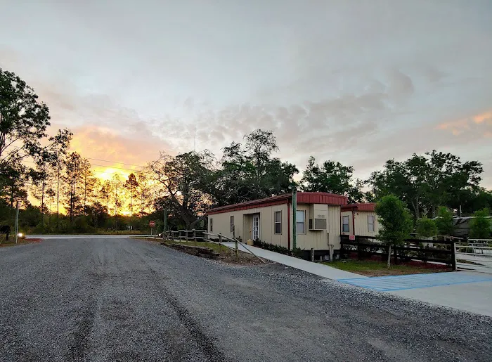 4 Lakes Campground Picture 2