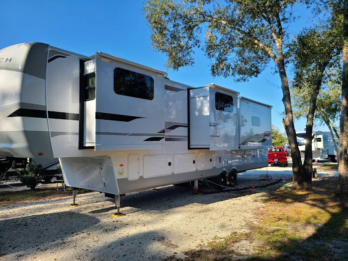 4 Lakes Campground Picture 7