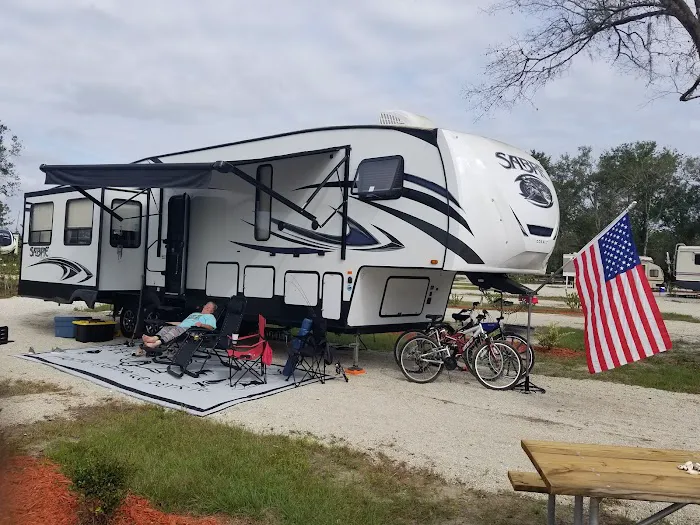 4 Lakes Campground Picture 10