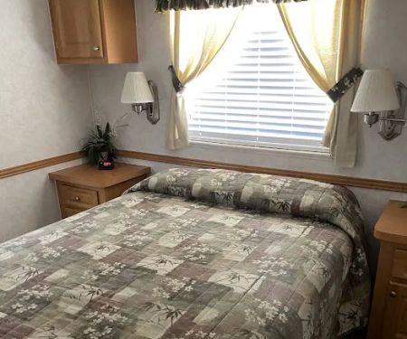 Fort McCoy / Lake Oklawaha KOA Holiday