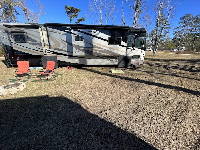 At Ease Campground & Marina (Formerly Wingates Lodge) Picture 1