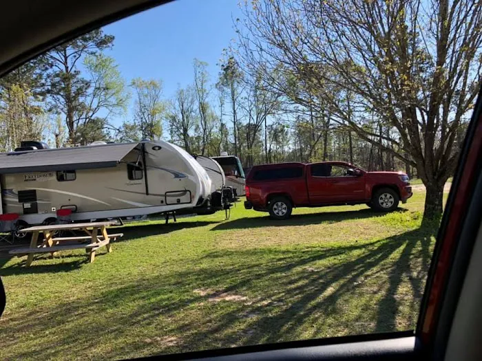 Ya Ya’s Lake Seminole RV Park Picture 4