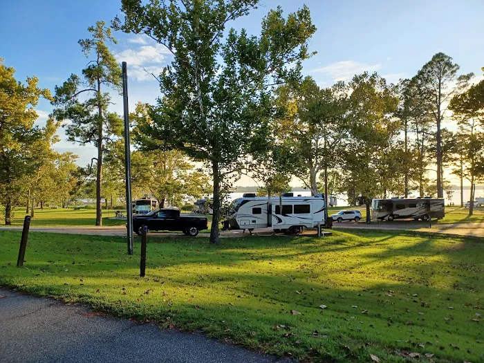 East Bank Campground Picture 3