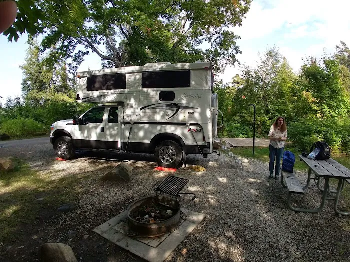 Little Beaver Lake Campground Trailhead Picture 10