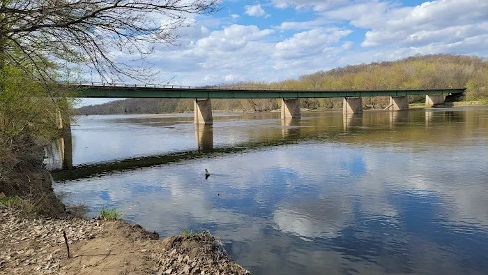 Cedar Valley County Park Picture 9