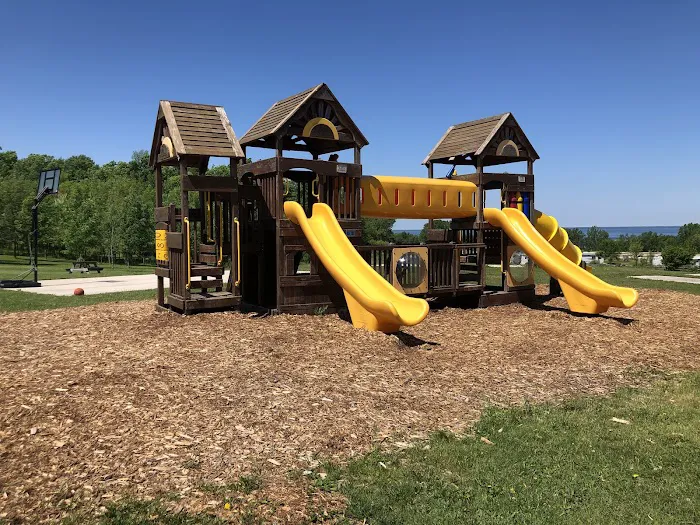 Lakeview RV Park and Cabins Picture 3