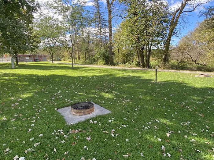 Schultz City Park Campground Picture 6