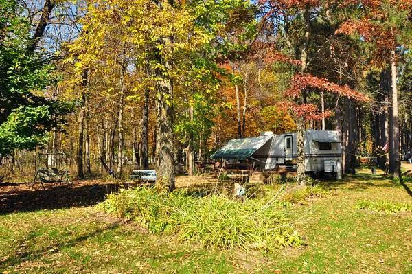 Yukon Trails Campground Picture 10