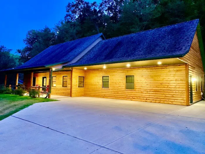 Edgewood Lodge Picture 1