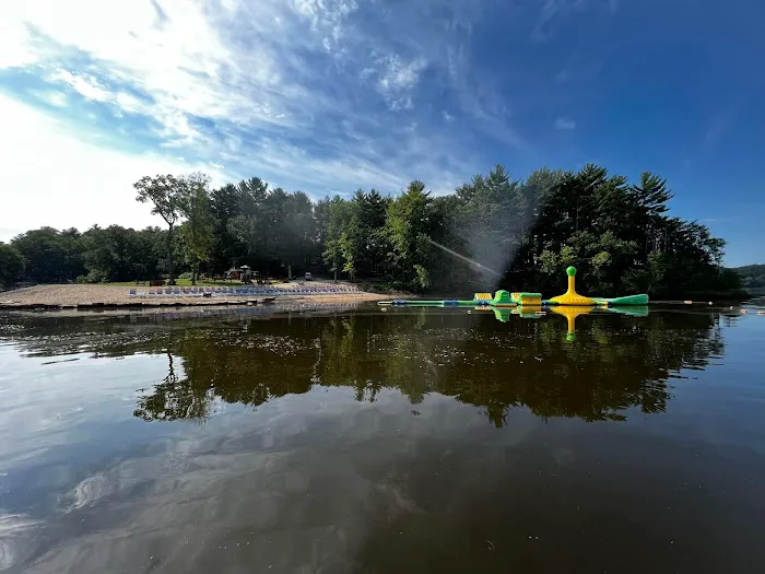 Holiday Shores Campground & Resort Picture 9