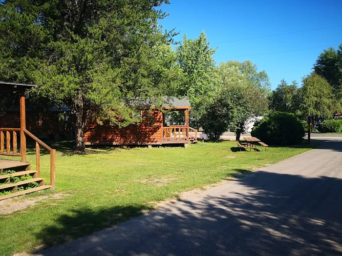 River Bay Premier Camping Resort Picture 1