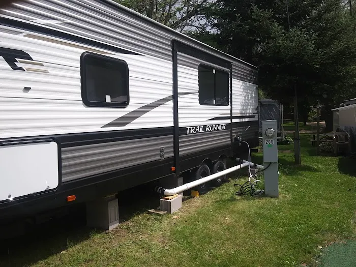 River Bay Premier Camping Resort Picture 6