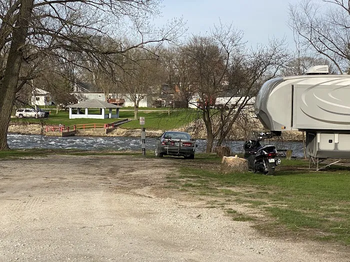 Quasky Veteran’s Memorial Campground Picture 4