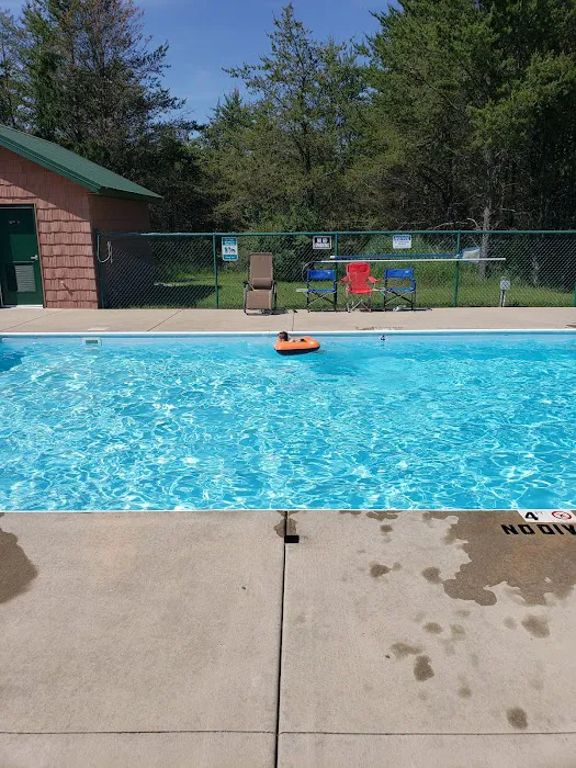 In The Pines Seasonal Camp-Resort Picture 2