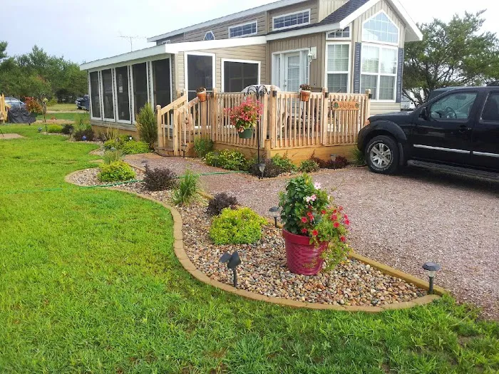 In The Pines Seasonal Camp-Resort Picture 1