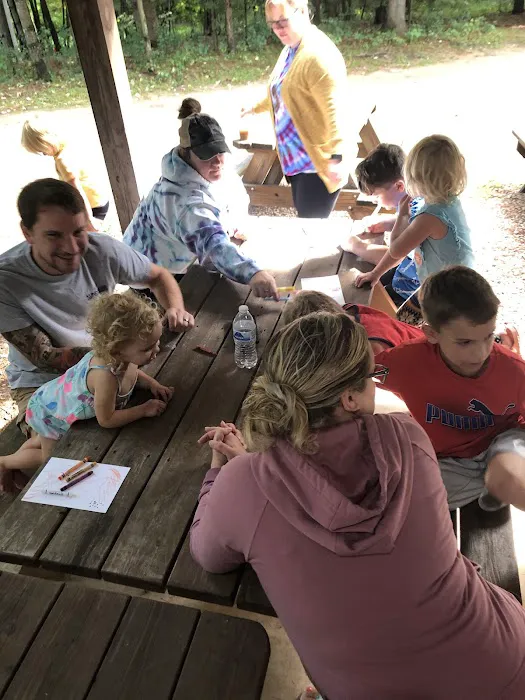 Rose's Enchanted Forest Camp Ground Picture 2